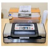 Nesco Deluxe Vacuum Sealer, with bags
