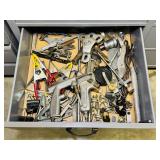 Drawer Full Clamps, Sand blaster Guns, etc