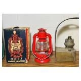 Dietz Comet Lantern, looks never out of box,