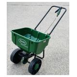 Scotts seed Spreader, works good