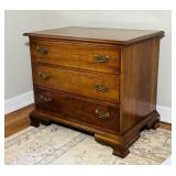 Stickley #5044 Chest of Drawers, 32ï¿½x20.5ï¿½dx28'h
