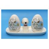 Snoopy S&P Shakers and Tray, KAO KAI,