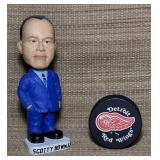 Scotty Bowman Bobble Head, Red Wings Puck