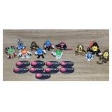 12 Starwars M&Mï¿½s Figures, 1 has a broken walking