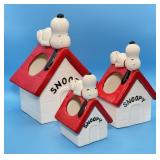 Schulz, 3 Snoopy Dog House Planters