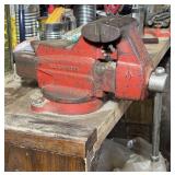 Craftsman swivel Base Bench Vise, 4ï¿½ Jaw, Good