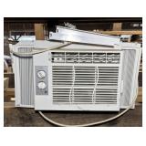 GE Window Air Conditioner, 5100 btu, good working