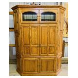 Quality Made Oak Cabinet, Autumn Oak,