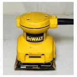 Delta DW411 Palm Sander, Works Delta DW411 Palm Sander, Works