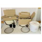 2 boxes of Dishes, 10 full size plates 2 boxes of Dishes, 10 full size plates