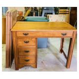 Watertown Slide Desk w/4Leafs Watertown Slide Desk w/4Leafs