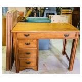 Watertown Slide Desk w/4Leafs