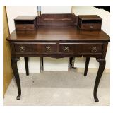 Antique Desk, 4 Drawers, looks like Walnut? Antique Desk, 4 Drawers, looks like Walnut?