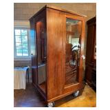 Rolling harness cabinet