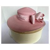 Large pink straw hat, no hat box