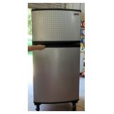 2006 Gladiator by Whirlpool Refrigerator