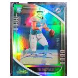 #24/25 Tua Tagovailoa SIGNED 2020 Absolute (RC)