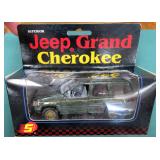 5' Jeep Grand Cherokee Die Cast SUV