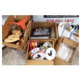 Floor Lot: Wood Crafts, Paper Crafts, Bric-a-Brac