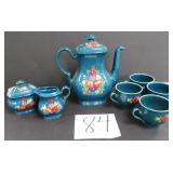 Coffee Pot with Cups