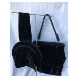 Vintage velveteen bags with straps