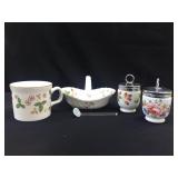Wedgewood Wild Strawberry, Royal Worcester lot