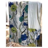 Vintage floral bedspread with matching skirt