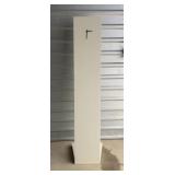 Minimalist standing clock