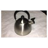 Tea kettle