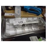 Retro Stlye Ice Tray