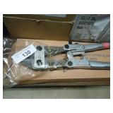 Bolt cutters