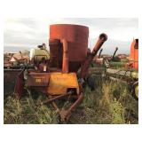 Farmhand Feed Master 810