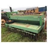 John Deere 935D Grain Drill