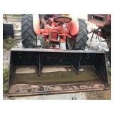 Bucket with quick attach