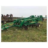 John Deere 2700 5 shank ripper