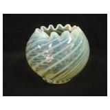 Model Flint Glass Co. Swirl 12 Ruffled Rose Bowl –