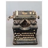 Vintage Royal Typewriter Vintage Royal Typewriter