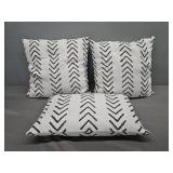3 Pc Decorative Throw Pillows 3 Pc Decorative Throw Pillows