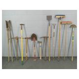 12x The Bid Assorted Yard Tools