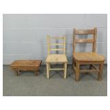 Lot Of 3 Wood Children's Chairs Lot Of 3 Wood Children's Chairs