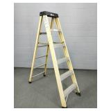 Bauer 6 Foot Fiberglass Ladder