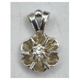 14k White Gold Diamond Pendant Tw 0.9 G
