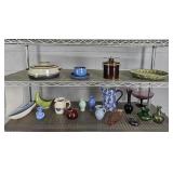 19x The Bid Pottery & Colored Glass Items