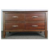 Bassett Mahogany Four Drawer Dresser