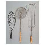 3x The Bid Antique Collectable Rug Beaters