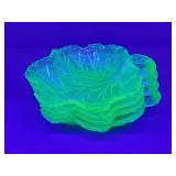 4x The Bid Vintage Pebble Leaf Uranium Glass Plate