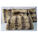 4x The Bid Tahari Cover Throw Pillows