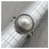 Sterling Silver Pearl Ring  Sz 5 Tw 3.7g