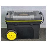 Stanley Pro Plastic Mobile Tool Chest