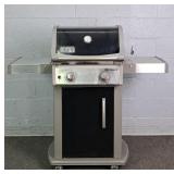 Weber Spirit 2 Burner Gass Grill W/ Thermometer